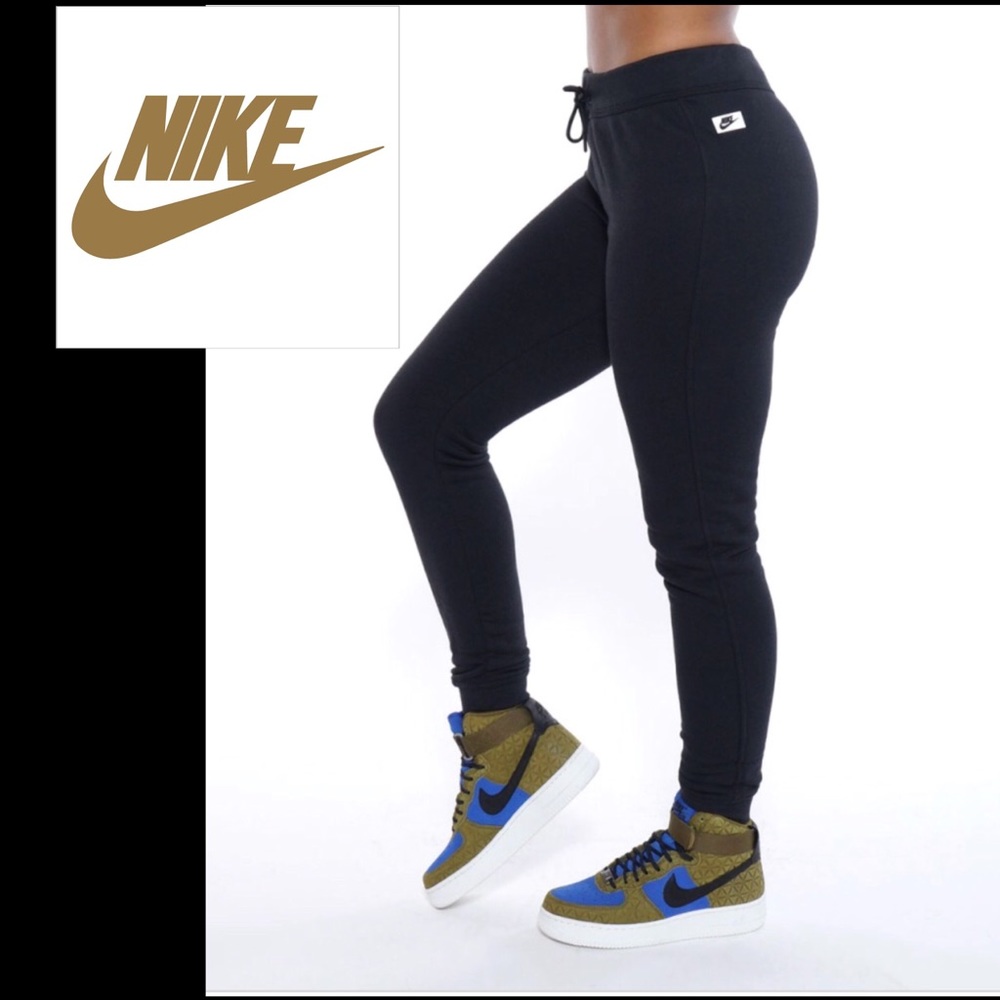 Womens Nike Gym Modern Tight Fit Jogger Sweatpants
